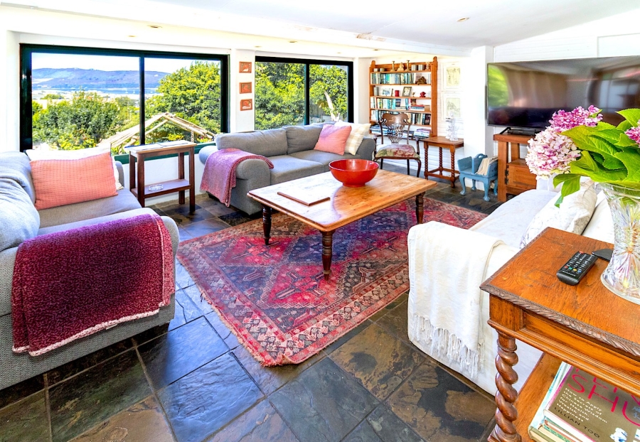 4 Bedroom Property for Sale in Knysna Central Western Cape